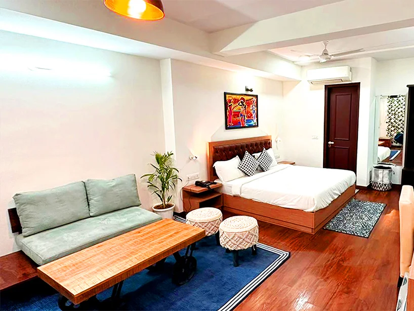 Athena Room